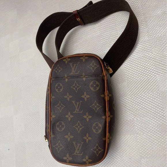 Louis Vuitton Monogram Gange Pochette - Picture 3 of 9